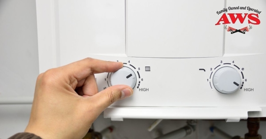 hand adjusting tankless water heater